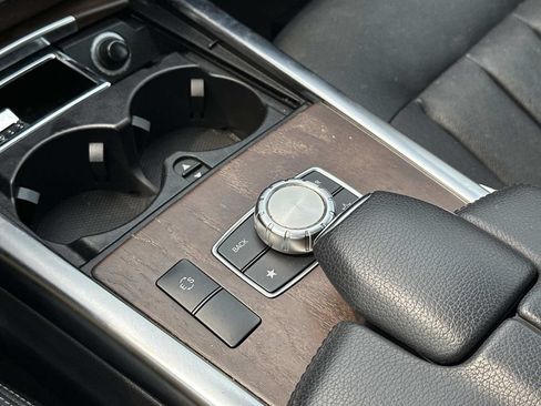 Used 2014 Mercedes-Benz E 350 4MATIC Sedan image 33
