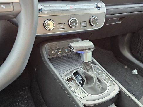 New 2026 Hyundai Kona SE image 20