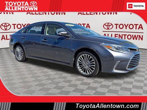 Used 2018 Toyota Avalon Limited w/ All Weather Liner Package FWD image 1