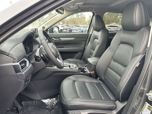 New 2025 MAZDA CX-5 AWD 2.5 S w/ Premium Plus Pkg image 11