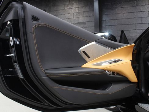 Used 2025 Chevrolet Corvette Stingray Preferred Conv w/ Z51 Performance Package image 36