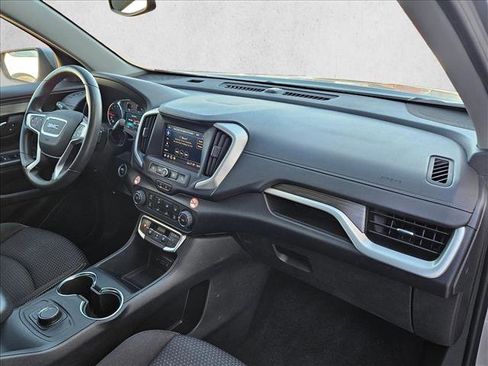 Used 2024 GMC Terrain SLE FWD image 21