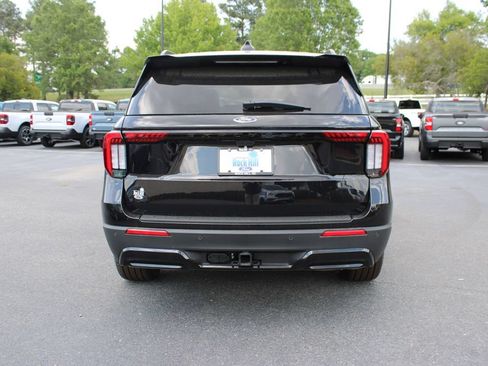 New 2026 Ford Explorer ST-Line w/ ST-Line Street Pack RWD image 18