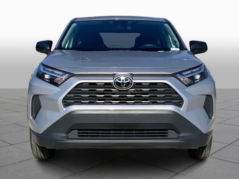 Used 2024 Toyota RAV4 LE image 4