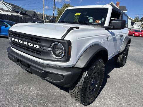 New 2025 Ford Bronco 2-Door w/ Sasquatch Package AWD/4WD image 10