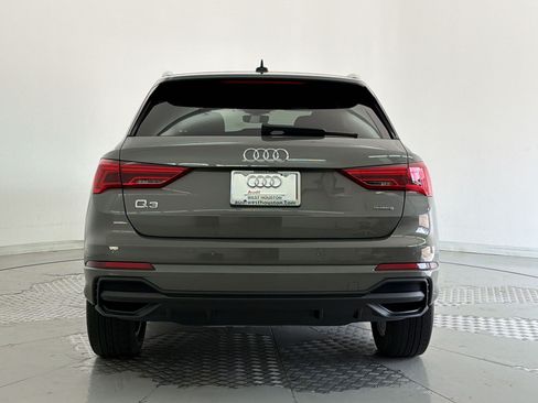 Used 2023 Audi Q3 2.0T Premium w/ Convenience Package AWD/4WD image 10