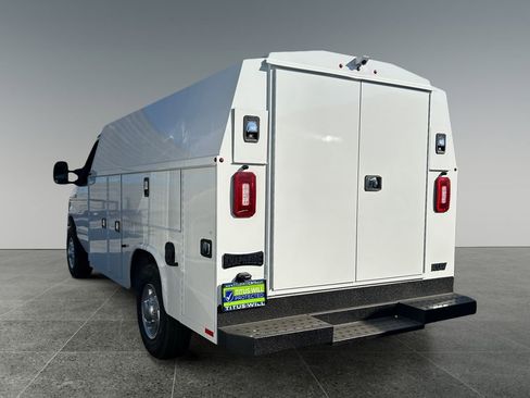New 2026 Ford E-350 and Econoline 350 Super Duty w/ Power Equipment Group image 3