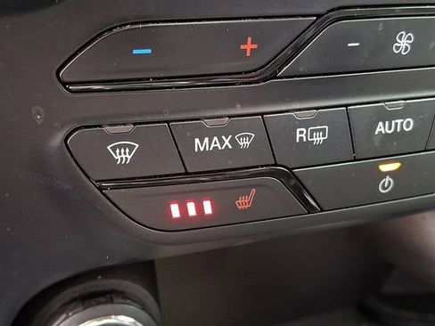 Used 2020 Ford Ranger XLT w/ Equipment Group 302A Luxury image 19