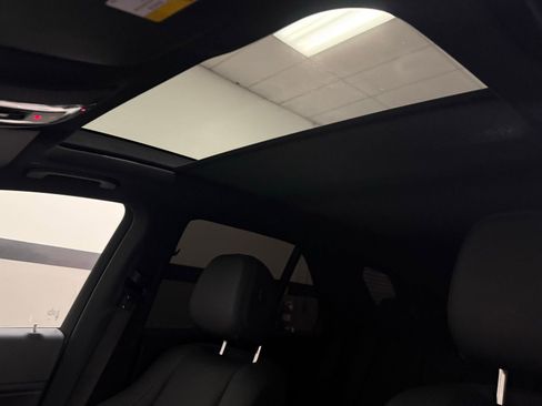 Certified 2025 Mercedes-Benz GLE 450e 4MATIC image 22