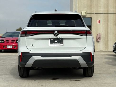 New 2026 Volkswagen Tiguan S image 4