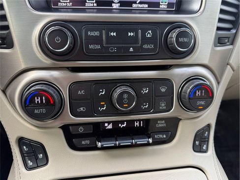 Used 2019 GMC Yukon Denali w/ Denali Ultimate Package AWD/4WD image 19