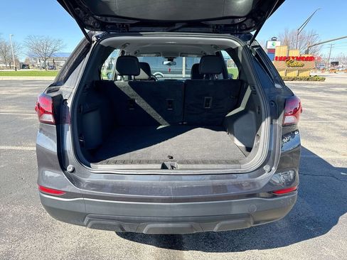 Used 2022 Chevrolet Equinox LS FWD image 24