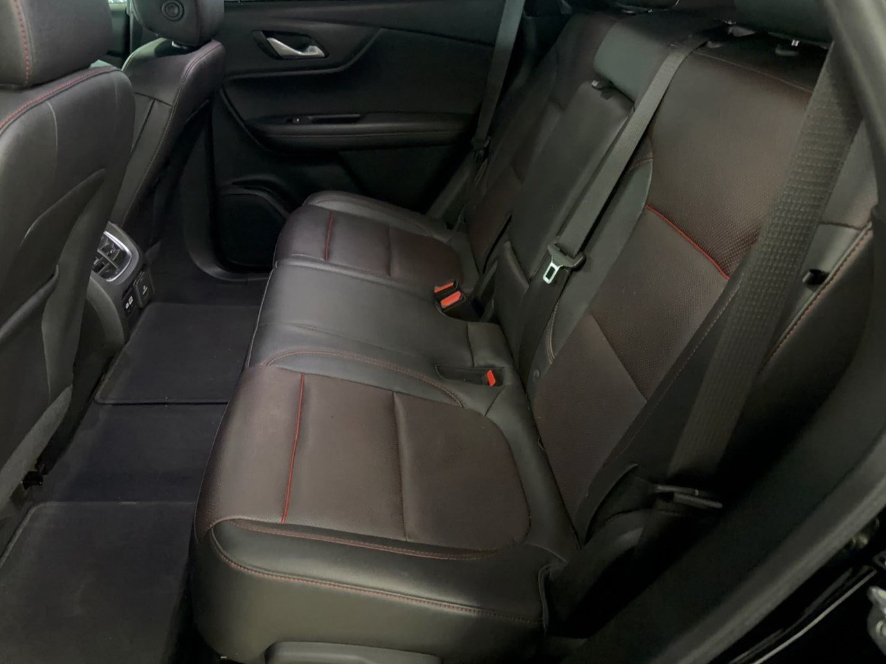 Used 2022 Chevrolet Blazer RS FWD image 25