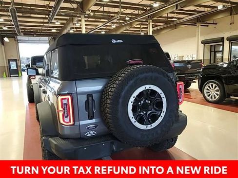 Used 2022 Ford Bronco Badlands image 16