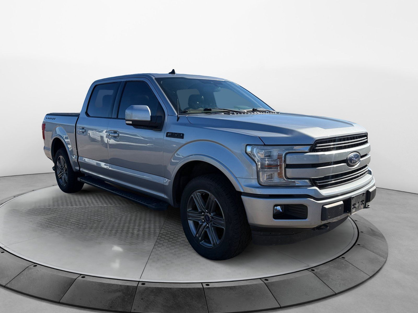 Used 2020 Ford F150 Lariat w/ Equipment Group 502A Luxury AWD/4WD image 4