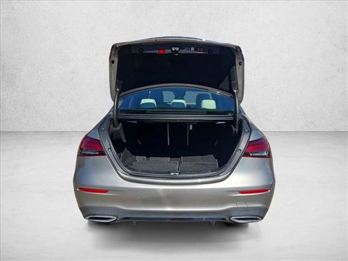 Used 2023 Mercedes-Benz E 450 4MATIC Sedan image 6