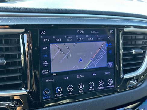 Used 2020 Chrysler Pacifica Touring-L Plus w/ S Appearance Package FWD image 12