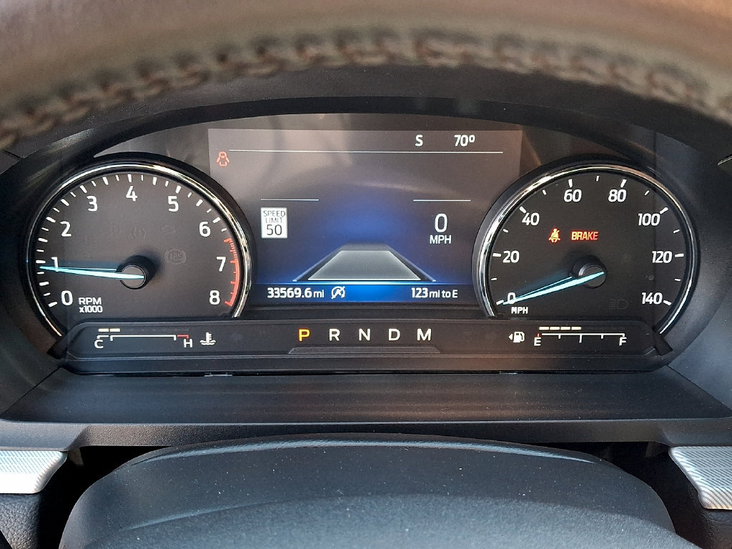 Used 2020 Ford Explorer XLT w/ Equipment Group 202A AWD/4WD image 23