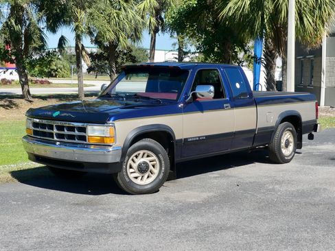 Used 1993 Dodge Dakota 2WD Club Cab image 7