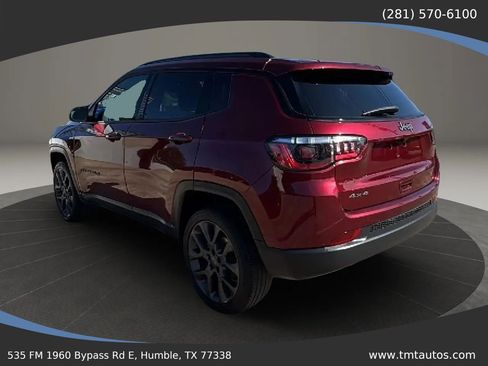 Used 2021 Jeep Compass Latitude AWD/4WD image 5