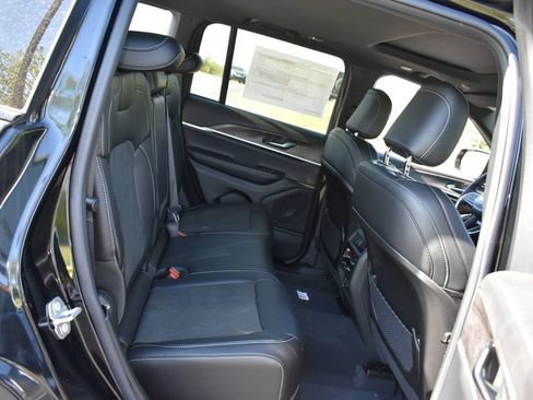 New 2026 Jeep Grand Cherokee Altitude AWD/4WD image 25