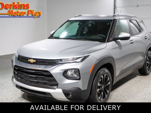 Used 2023 Chevrolet TrailBlazer LT w/ Convenience Package FWD image 1