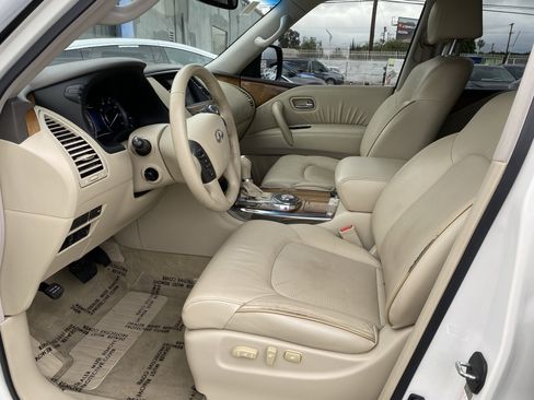 Used 2011 INFINITI QX56 2WD w/ Theater Pkg image 10