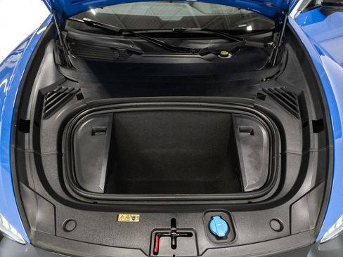 Used 2023 Audi RS e-tron GT w/ Carbon Performance Package AWD/4WD image 3