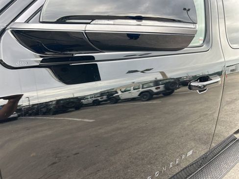 New 2026 Jeep Grand Wagoneer L Limited image 19