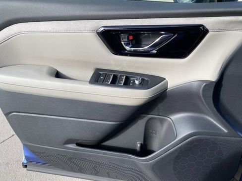 New 2025 Subaru Forester Limited image 13