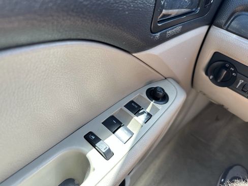 Used 2007 Ford Fusion SE image 15