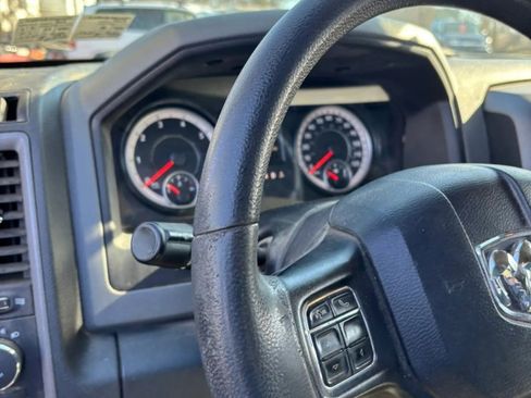 Used 2018 RAM 1500 Express w/ Express Value Package image 19