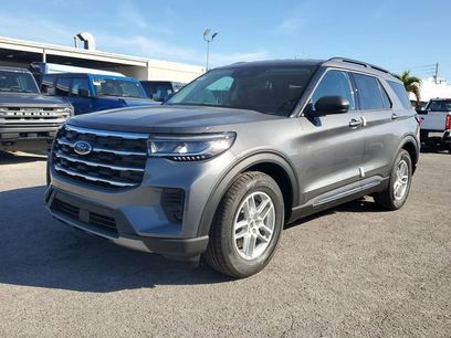 New 2025 Ford Explorer Active w/ Active Comfort Package