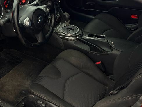 Used 2014 Nissan 370Z Coupe image 10