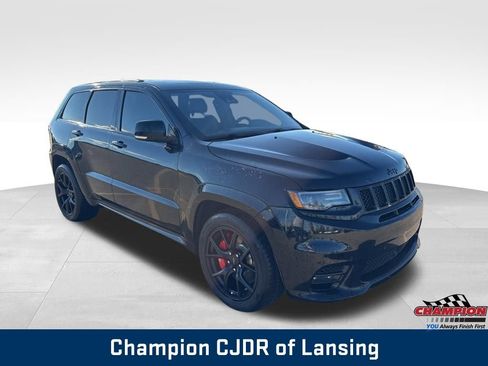 Used 2018 Jeep Grand Cherokee SRT image 16