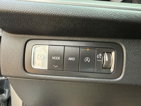Used 2026 Chevrolet Traverse LT AWD/4WD image 20