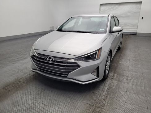 Used 2019 Hyundai Elantra SE w/ Cargo Package FWD image 15
