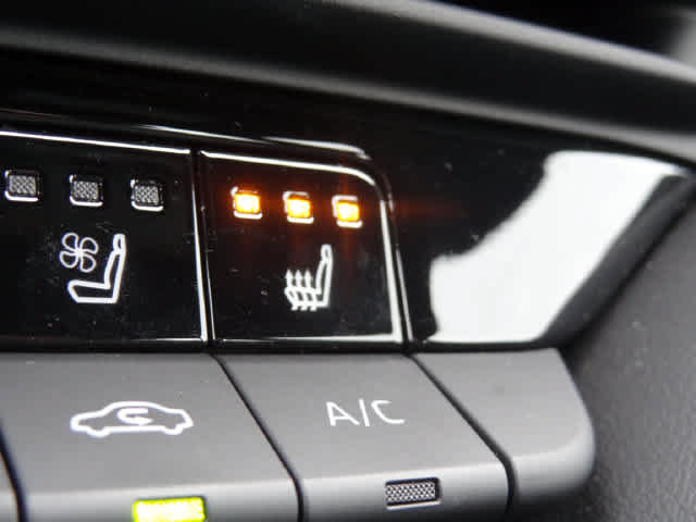 Used 2026 Toyota Crown AWD/4WD image 24