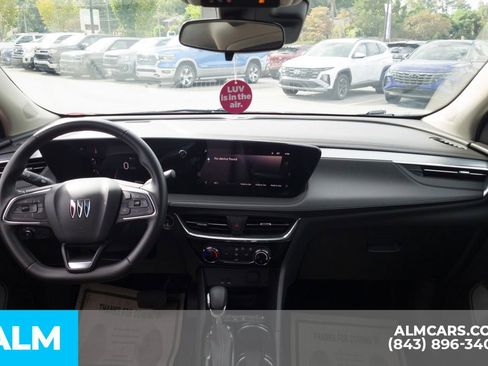 Used 2024 Buick Encore GX Sport Touring image 21