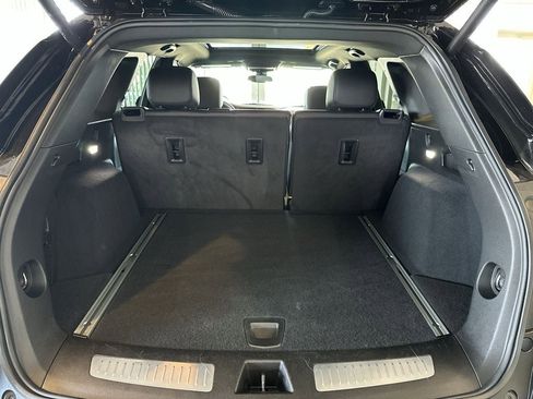 Certified 2025 Cadillac XT5 Premium Luxury AWD/4WD image 22