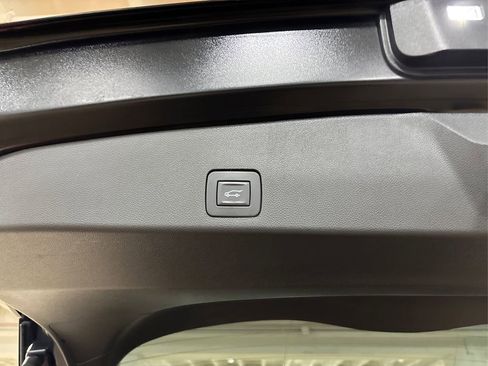 Used 2023 Buick Encore GX Select image 14