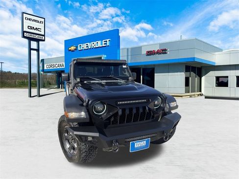 Used 2020 Jeep Gladiator Rubicon w/ Trailer Tow Package image 1