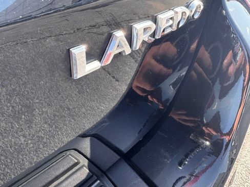 Used 2021 Jeep Grand Cherokee Laredo AWD/4WD image 9
