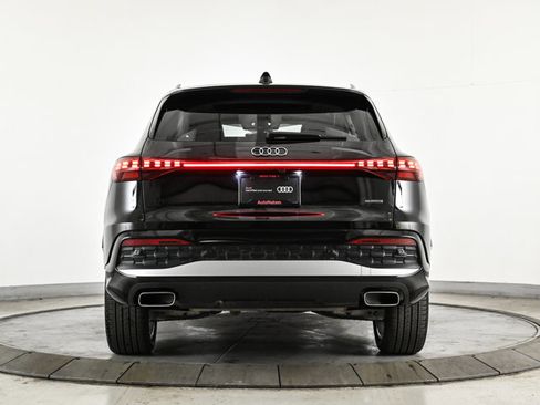 Certified 2025 Audi Q5 Premium w/ Premium Plus AWD/4WD image 7