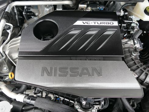 Used 2024 Nissan Rogue SV FWD image 28