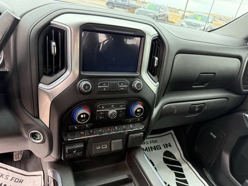 Used 2020 Chevrolet Silverado 1500 LT Trail Boss image 13