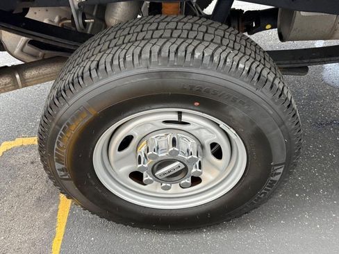 Certified 2021 Ford F250 XL w/ Power Equipment Group image 7