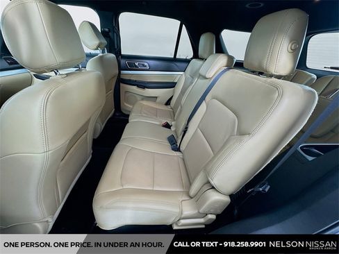 Used 2017 Ford Explorer XLT w/ Equipment Group 202A image 24