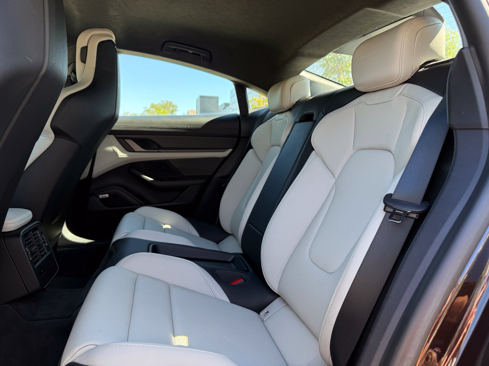 Certified 2021 Porsche Taycan Turbo S AWD/4WD image 30