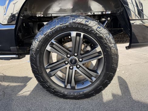 Certified 2021 Ford F150 Lariat w/ Equipment Group 502A High image 9